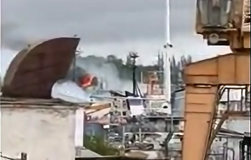 Ракеты поразили московитский корабль в бухте Севастополя