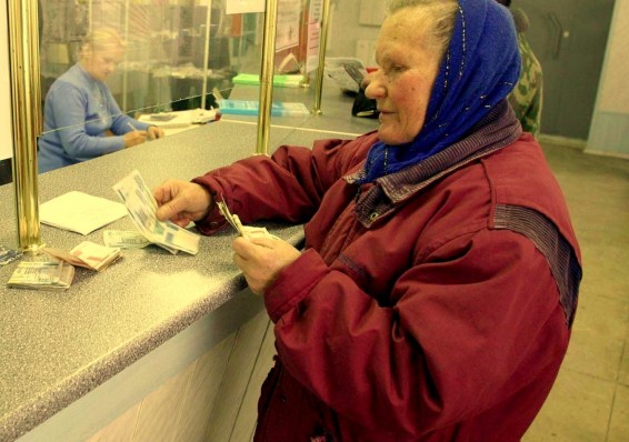Решение принято: пенсионный возраст в Беларуси повысят на три года