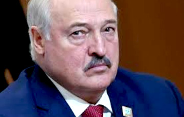 «Лукашенко сейчас очень неуютно»