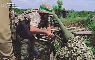 Украинские пограничники показали кадры жестоких боев в лесу возле Кременной