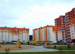 Власти Минска забирают квартиры у военных
