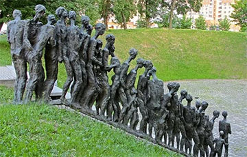 Посольство США в Минске почтило память жертв Холокоста