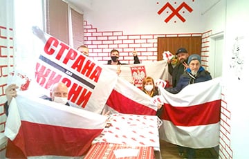 Белорусы Бяла-Подляски требуют освободить активистов «Европейской Беларуси» и Павла Северинца