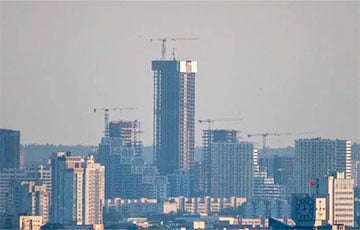 Самое высокое здание Минска достигло 42-го этажа