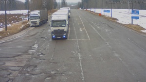 Почти 1000 большегрузов не могут выехать из Беларуси
