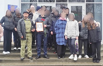 В Гомеле школьников согнали на «акцию памяти» московитского пропагандиста Татарского