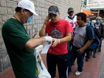 Минздрав Мексики уточнил число погибших от свиного гриппа