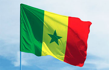 В Сенегале оппозиционер вышел из тюрьмы и выиграл выборы