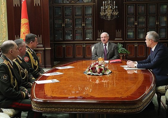 Время непростое. Лукашенко назначил госсекретаря Совбеза, министра обороны и главу Генштаба