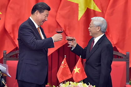 Китай и Вьетнам договорились поддерживать мир в районе спорных островов