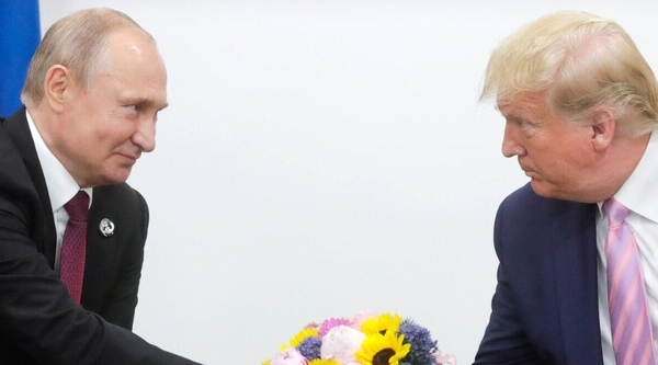 Разговор Путина с Трампом начнется в 16:00 по Москве
