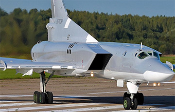 На аэродроме Оленья были повреждены сразу два московитских бомбардировщика Ту-22М3
