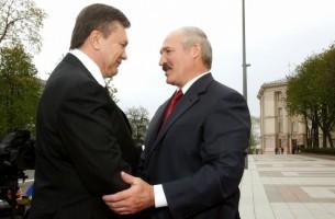 Лукашенко направил соболезнования Януковичу