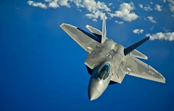 США продадут Польше за доллар 24 истребителя F-22 Raptor