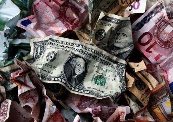 Нацбанк снижает норматив обязательной продажи валюты до 10 процентов