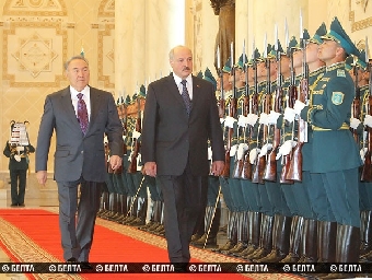 Выполнение поручений по итогам визита Президента Беларуси в Эквадор обсудили послы двух стран в Москве