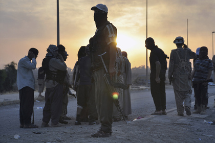 СМИ узнали о показательной казни 20 боевиков ИГ за дезертирство