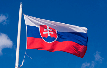 Зеленский совершит визит в Словакию