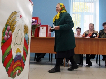 Преувеличение несущественных нарушений мешает давать объективную оценку выборам в Беларуси - наблюдатель от СНГ