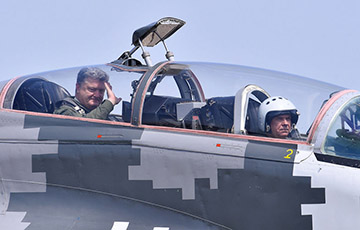 Видеофакт: Президент Украины за штурвалом МиГ-29