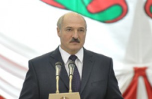 Лукашенко хочет знать, что думают о Беларуси за рубежом