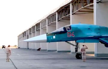 Z-канал сообщил, что Украина новым оружием пробила базу московитской авиации