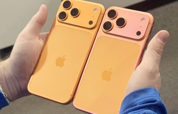 Новые оранжевые iPhone 17 Pro Max неожиданно розовеют
