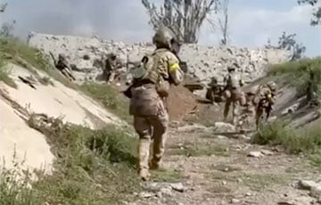 ВСУ атакуют армию РФ под Херсоном: видео боя на передовой