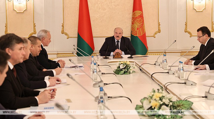 Лукашенко оценил ситуацию с коронавирусом в Беларуси