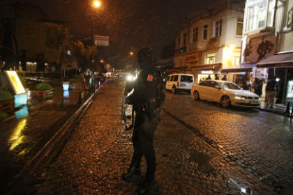 В Стамбуле обезвредили две самодельные бомбы