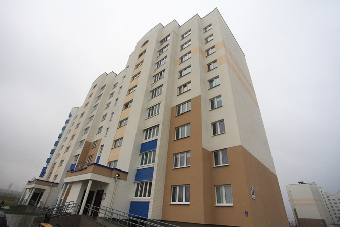 Жители многоэтажки в Гродно: «Мы боимся, что наш дом в какой-то момент рухнет!»
