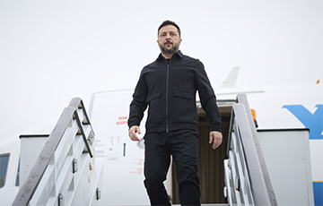 Зеленский прибыл в Лондон