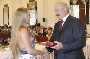 Лукашенко выделил почти 5,5 миллиарда на талантливую молодежь