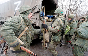 Выведенные из Украины подразделения армии РФ живут в палатках и отказываются воевать
