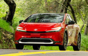 Самая привлекательная модель Toyota Prius уже готовится к обновлению