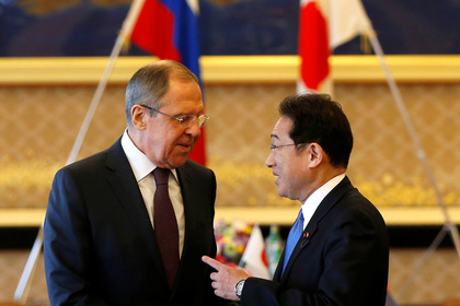 В Токио начались переговоры глав МИД России и Японии