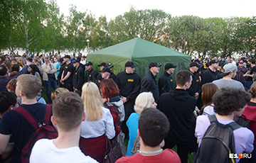 NZZ: Екатеринбург - пример новых форм гражданского протеста в России