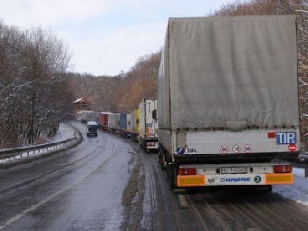 На белорусско-украинской границе «застряли» десятки фур