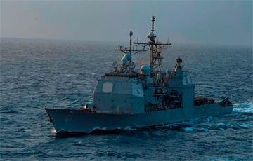 США отправили в Черном море ракетный крейсер