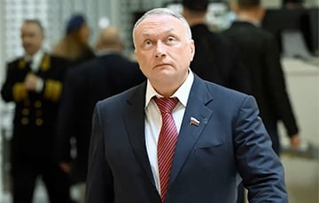 Московитского сенатора обвинили в организации убийства и задержали прямо во время заседания