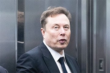 Илон Маск вернул себе статус триллионера