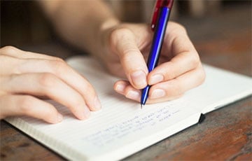Беларусский профессор рассказала, о чем говорит тот или иной наклон почерка