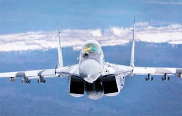 Истребитель ВСУ сбросил авиабомбу массой 227 кг на московитских оккупантов