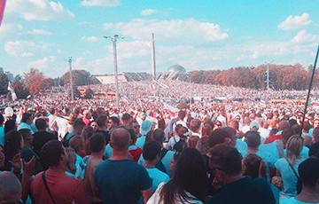 Фантастический день: сотни тысяч свободных людей в центре Минска