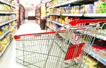 Журналисты сравнили цены на одни и те же продукты в разных торговых сетях Беларуси