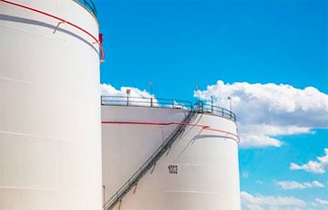 В Московии загорелось еще одно крупное нефтехранилище