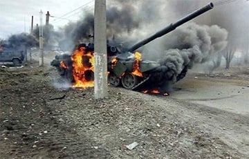 Русский танк в Мариуполе был взорван сразу после произведенного им выстрела