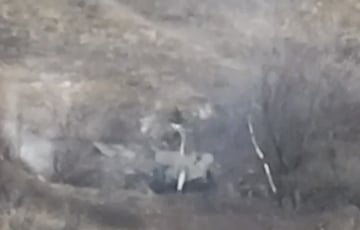 ВСУ показали уничтожение московитской пушки МТ-12 «Рапира»