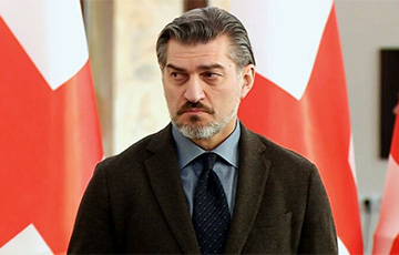 Президент Грузии помиловал двух лидеров оппозиционной партии