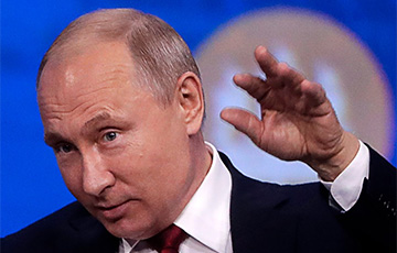 Затаившийся Путин